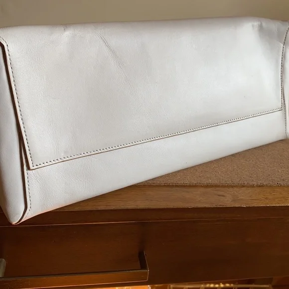 Rare white Coach top handle handbag - Picture 16 of 17